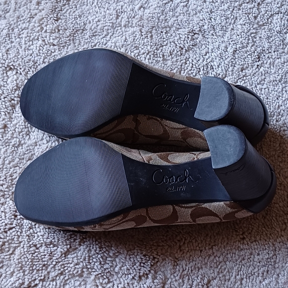 COACH Shoes - Picture 5 of 6